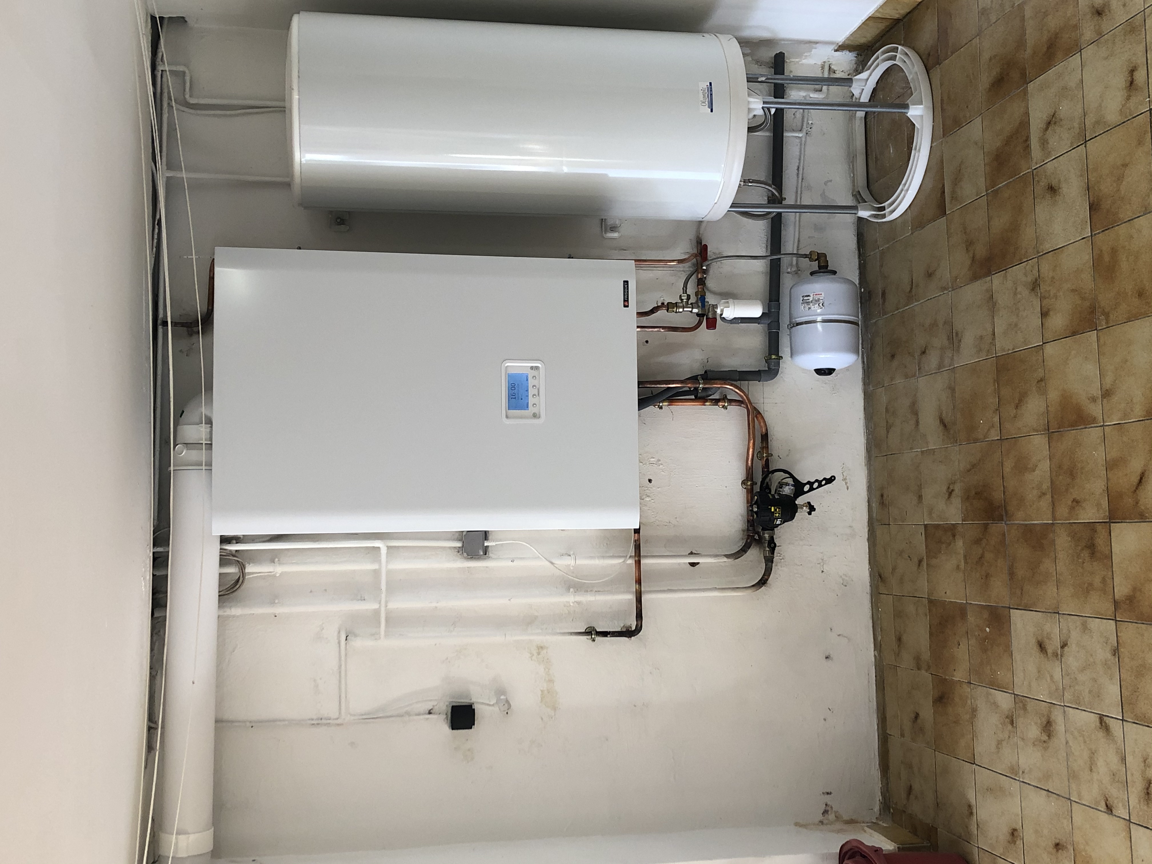 Chaudière Frisquet Hydroconfort 23 Kw Ballon 80 L remplacement le 19 octobre 2020 a coulommiers chaudière frisquet  hydroconfort avec ballon inox de 50 litres condensation - Sempéré  Chauffagiste