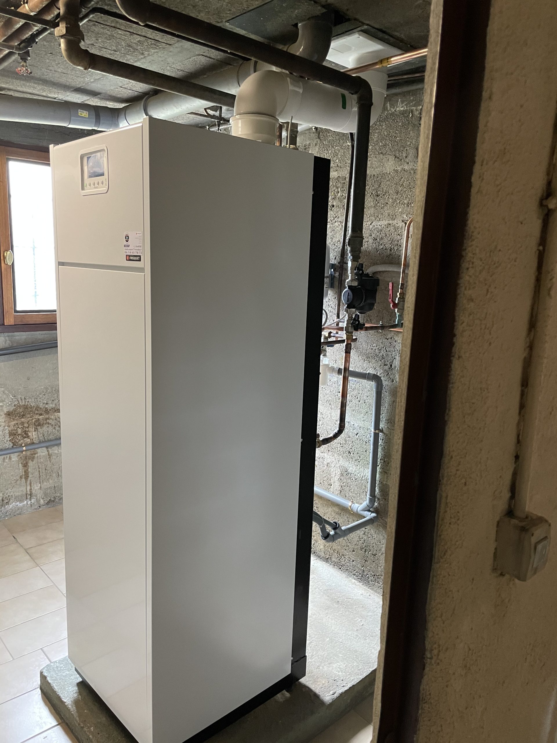 Installation a gagny d'une chaudière gaz frisquet prestige 25 kw a