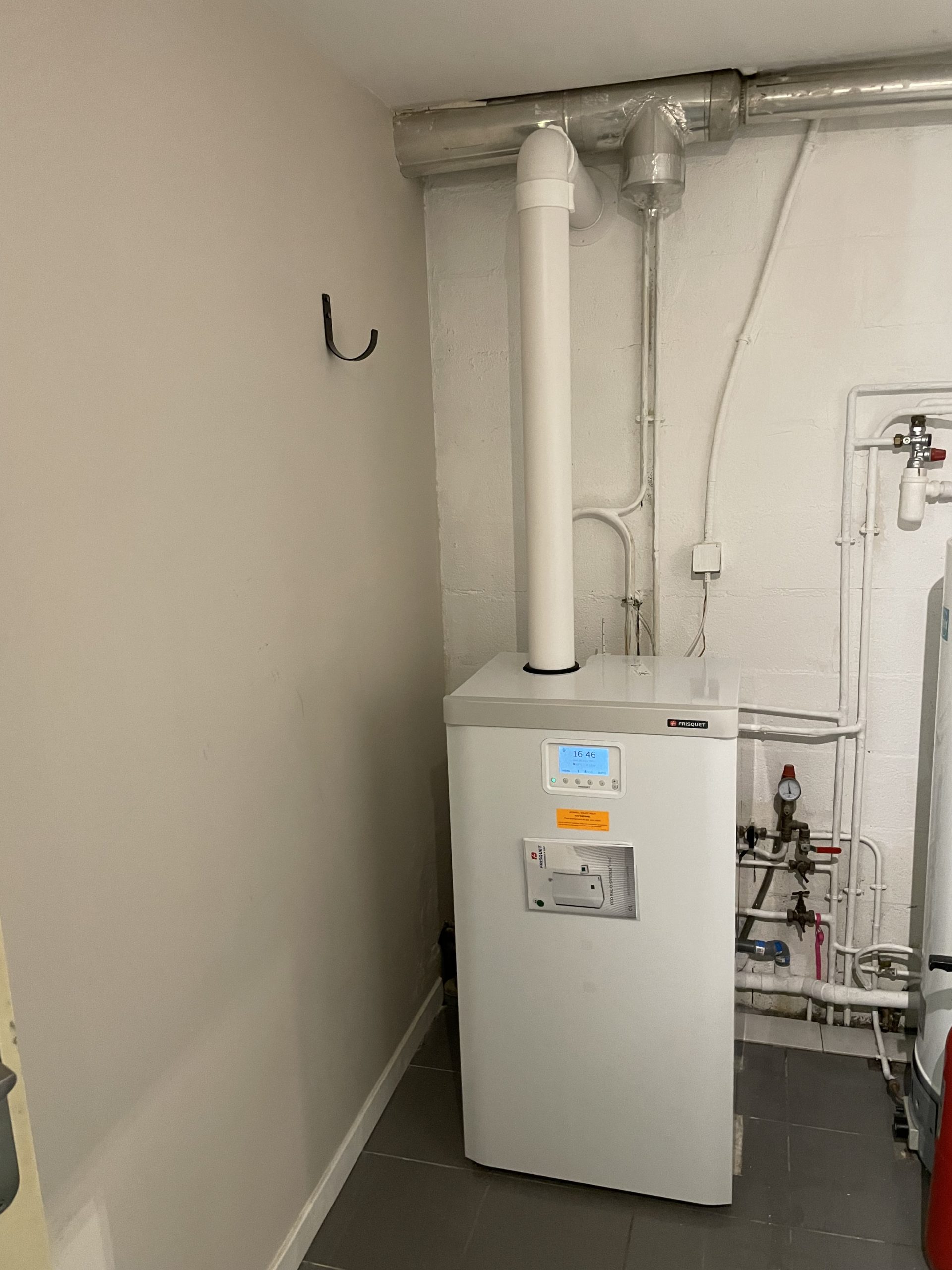 installation a guermantes d'une chaudière gaz frisquet prestige 32 kw