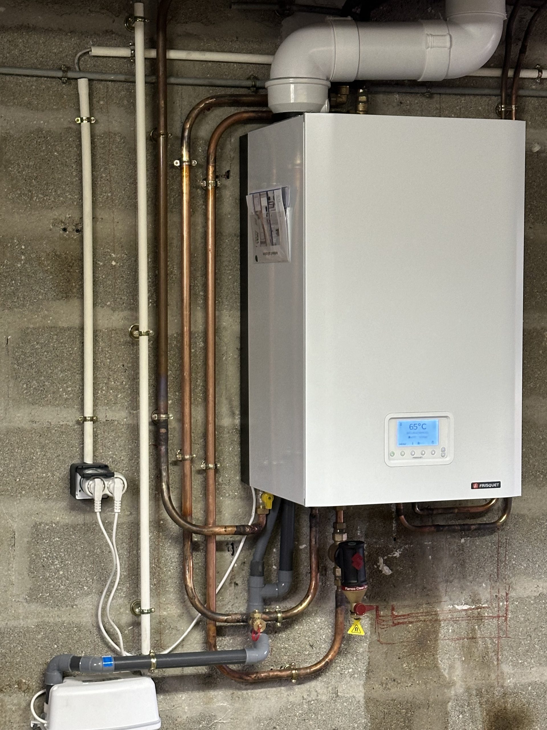 remplacement a dampmart d'une chaudière gaz frisquet hydromotrix 25 kw — free download